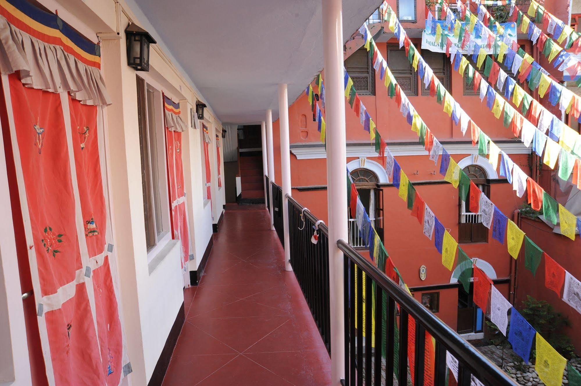 Hotel Himalaya Yoga Katmandú Exterior foto