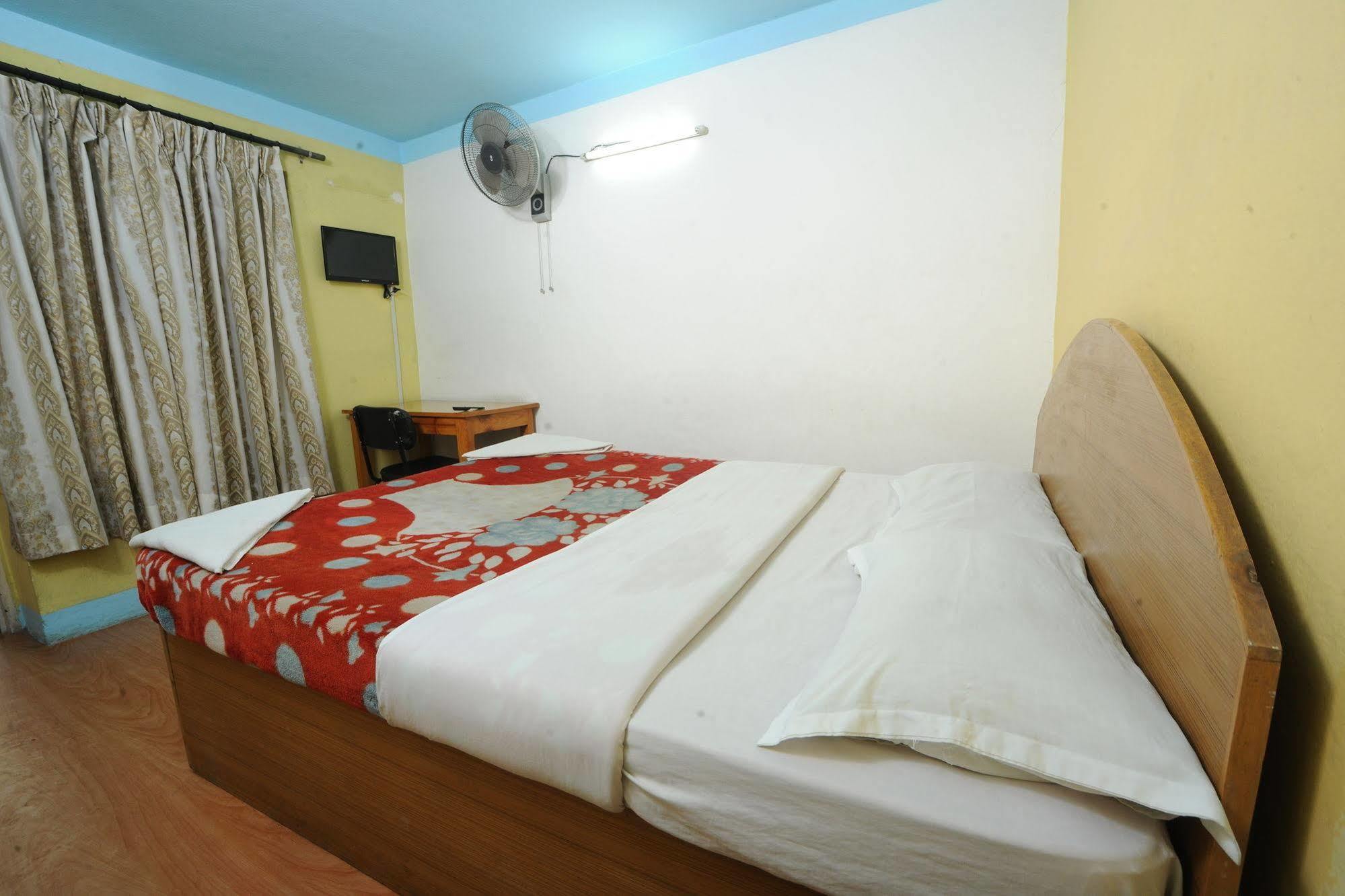 Hotel Himalaya Yoga Katmandú Exterior foto